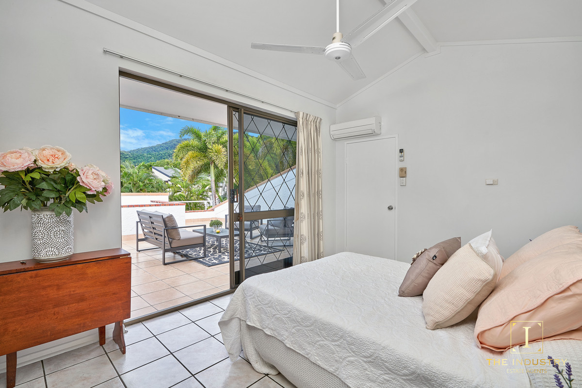 4 Lena Close, Clifton Beach, QLD 4879 AUS