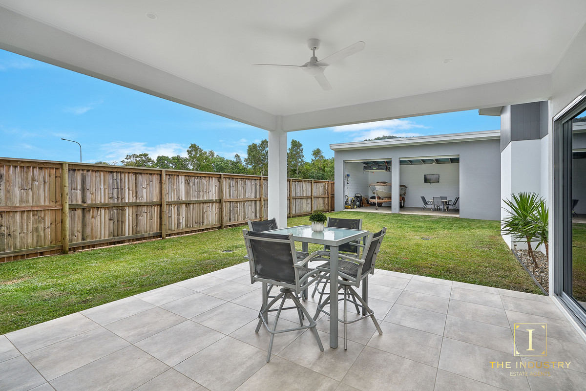 6 Headsail Drive, Trinity Beach, QLD 4879 AUS