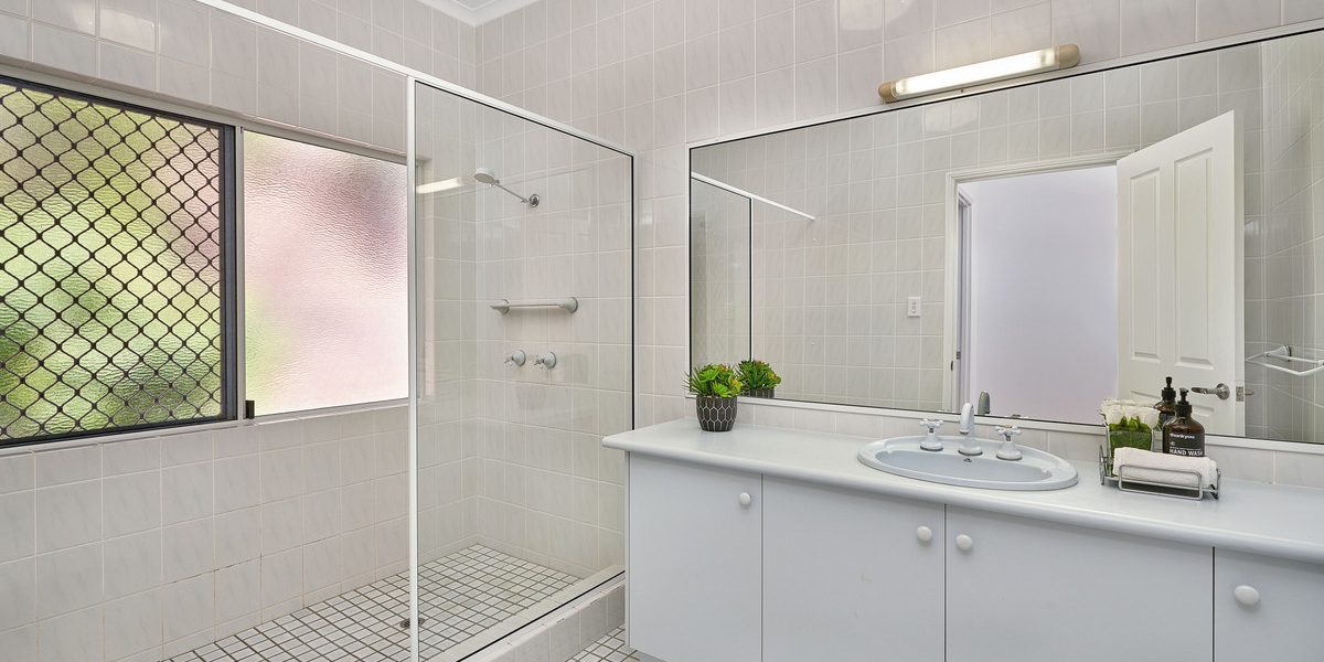 13-15 Lark Close, Clifton Beach, QLD 4879 AUS