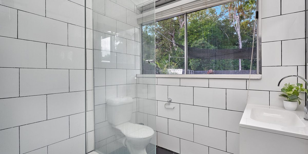 4 Coolangatta Close, KEWARRA BEACH, QLD 4879 AUS