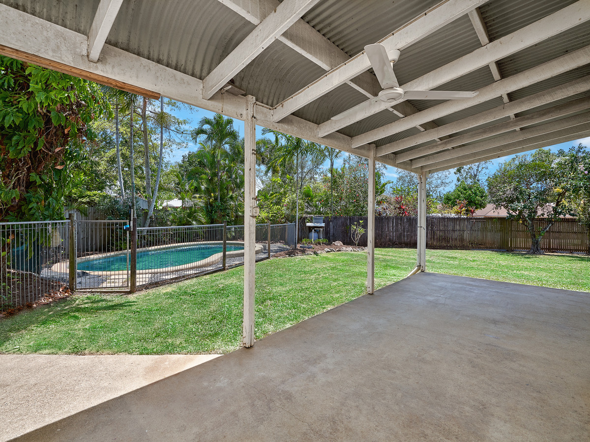 8 Collett Close, Kewarra Beach, QLD 4879 AUS