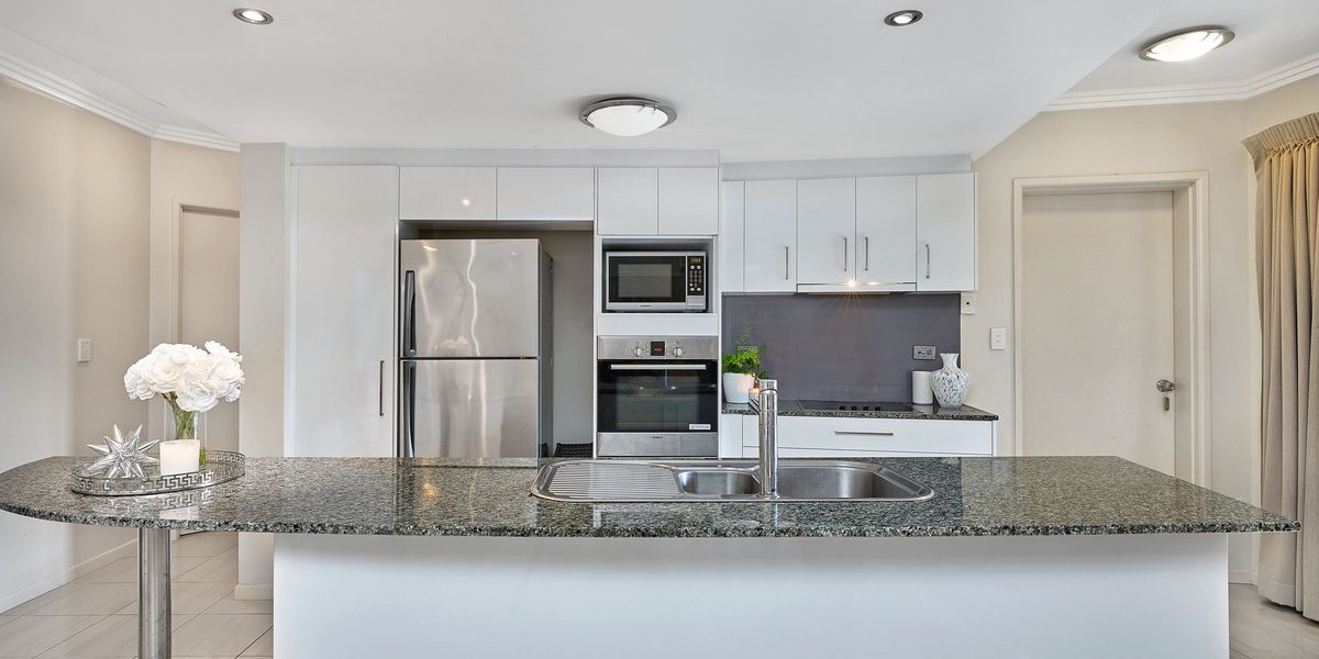 7/242 Grafton Street, Cairns North, QLD 4870 AUS