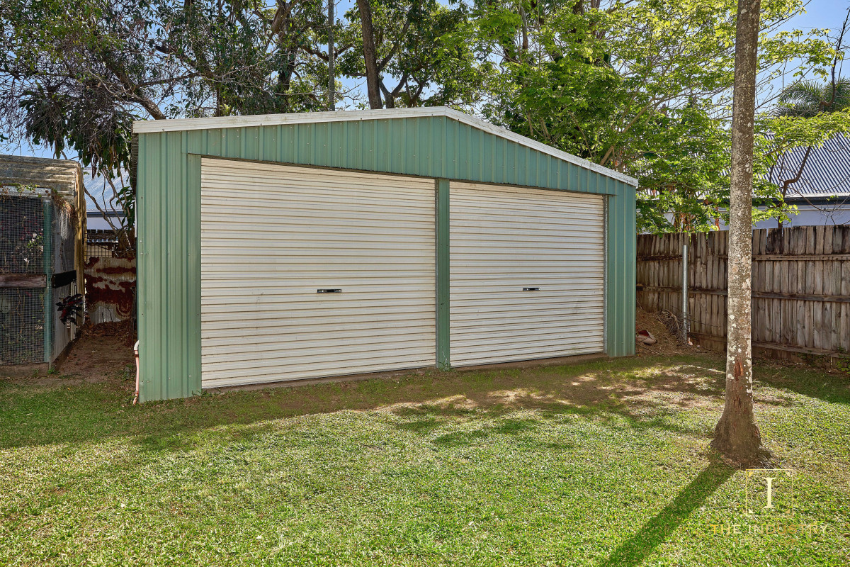 4 Roseblank Close, Manunda, QLD 4870 AUS