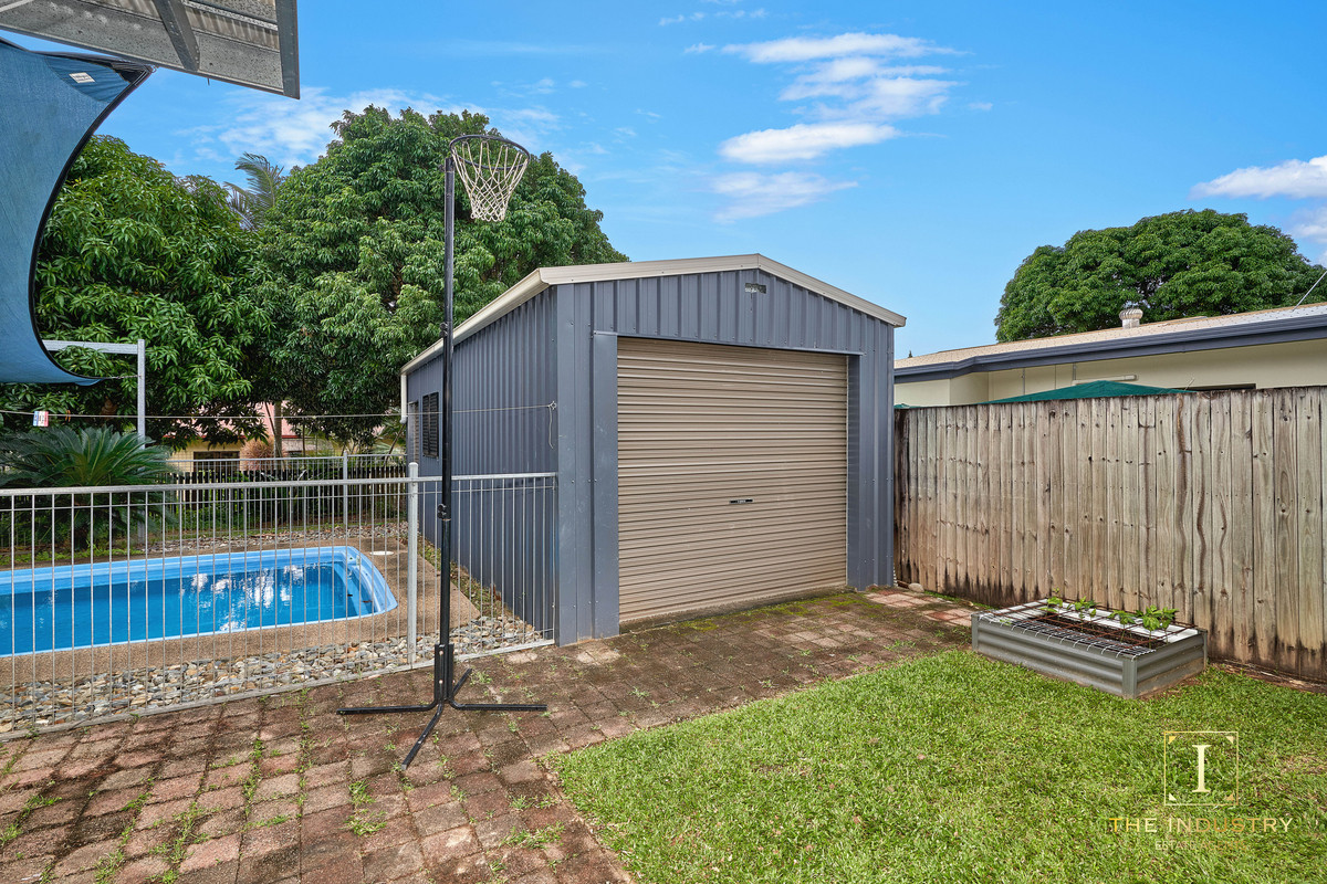 18 Bellbird Street, Bayview Heights, QLD 4868 AUS