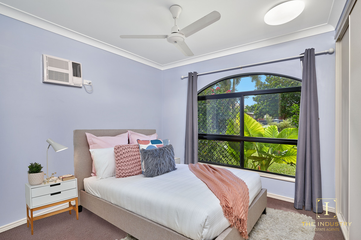 8 Pambula Close, Kewarra Beach, QLD 4879 AUS