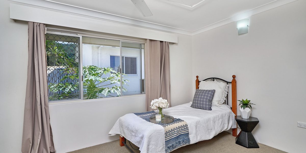 4/4 Crathern Close, Edge Hill, QLD 4870 AUS