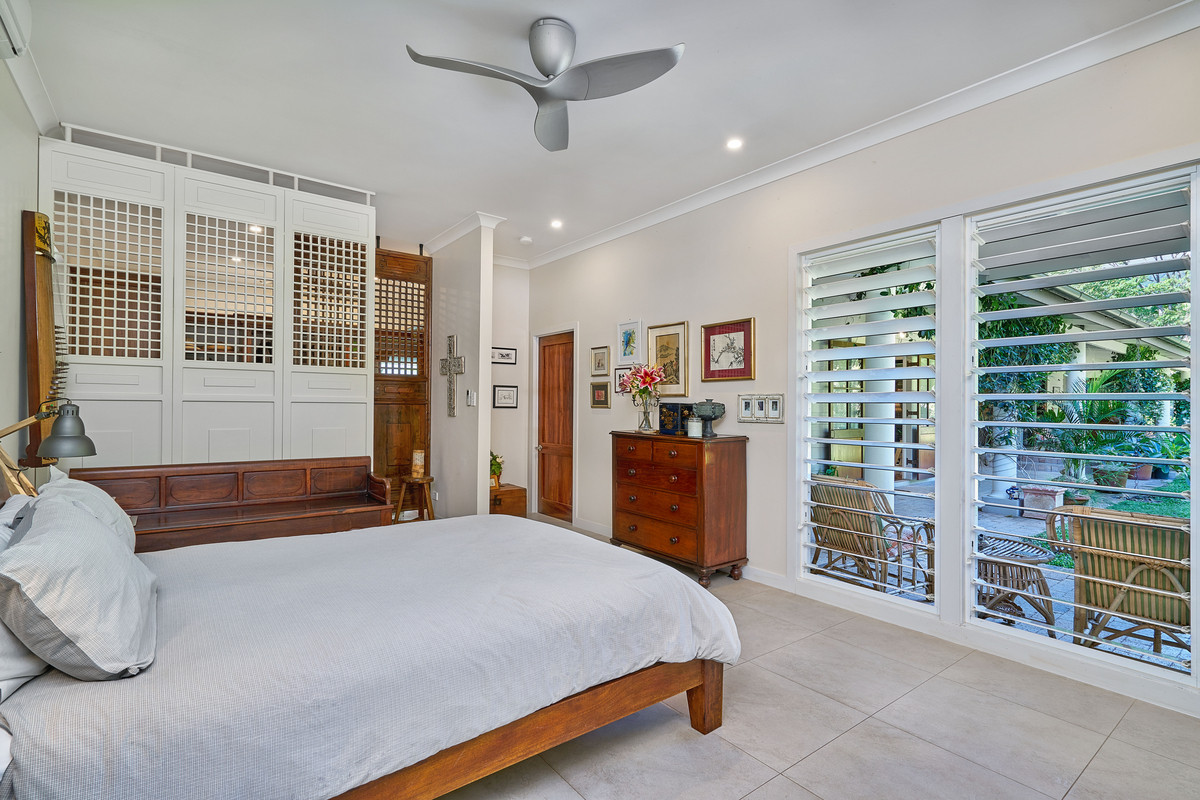 27 Nicholas Street, Clifton Beach, QLD 4879 AUS