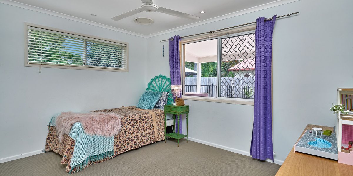 15 Beaver Street, Clifton Beach, QLD 4879 AUS