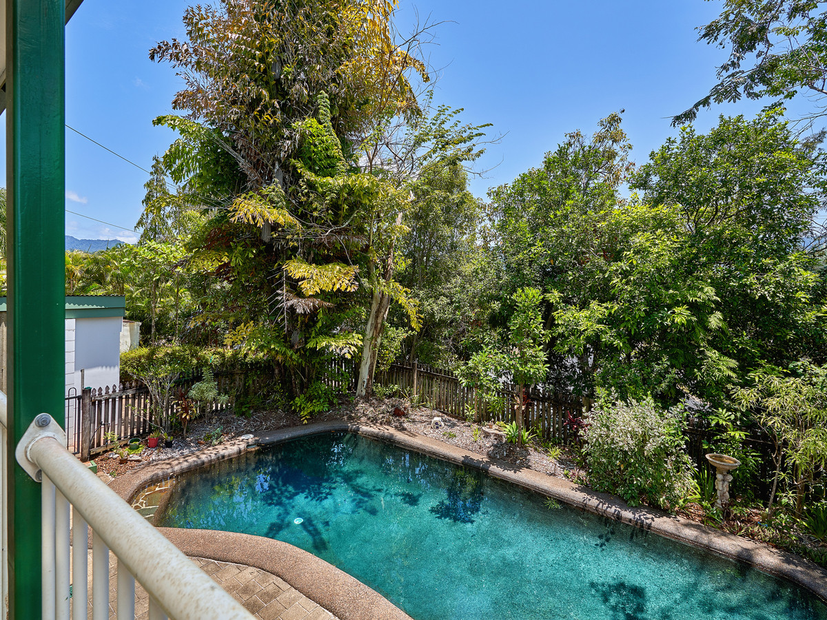 37 Moresby Street, Trinity Beach, QLD 4879 AUS