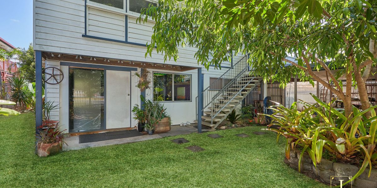 4 Roseblank Close, Manunda, QLD 4870 AUS