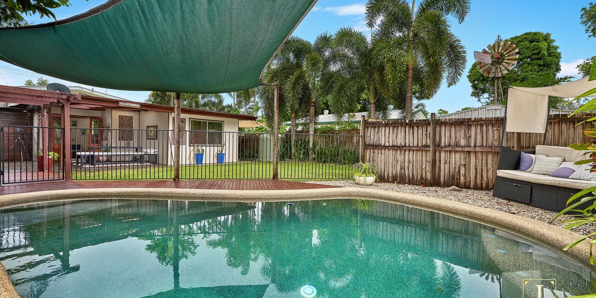 39 Machans Street, Machans Beach, QLD 4878 AUS
