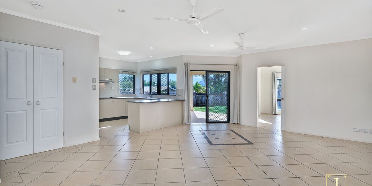 1 Celtis Close, Redlynch, QLD 4870 AUS