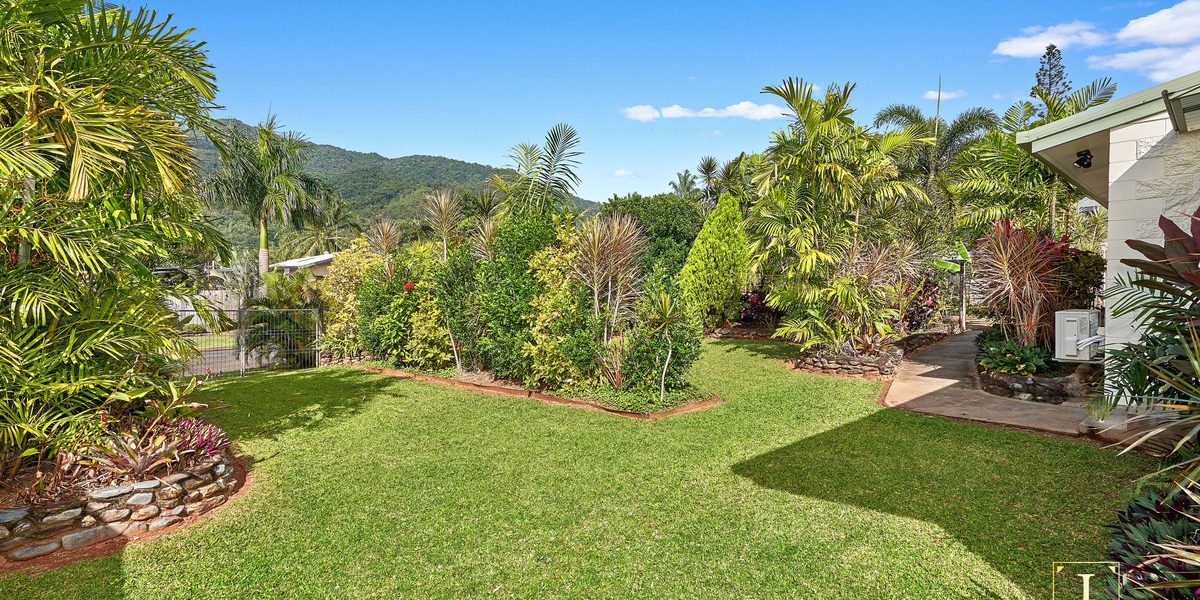 4 Amarina Close, Caravonica, QLD 4878 AUS