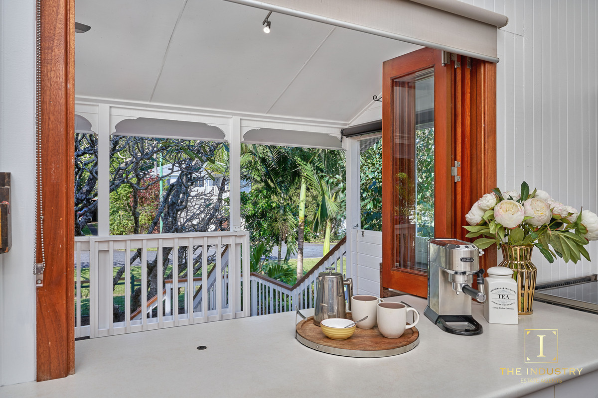 8 Marett Street, Stratford, QLD 4870 AUS