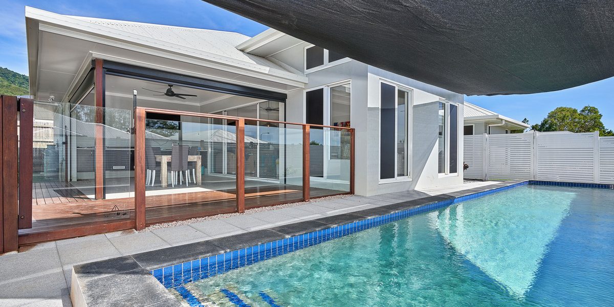 27 WHIPBIRD Drive, Smithfield, QLD 4878 AUS