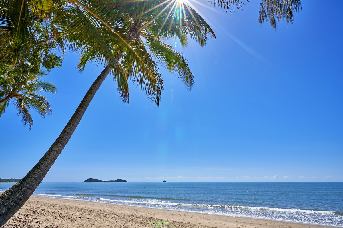 1/39 Arlington Esplanade, Clifton Beach, QLD 4879 AUS