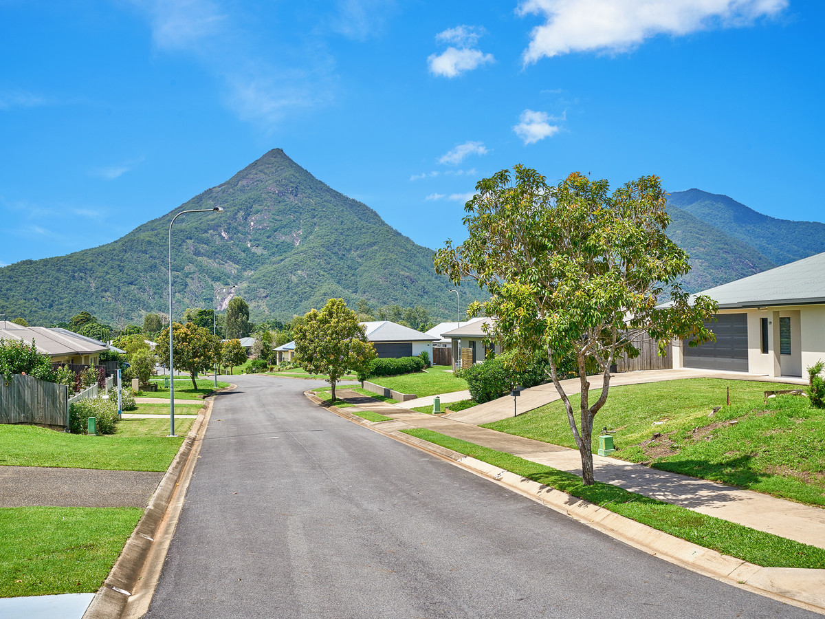 32 Newman Street, Gordonvale, QLD 4865 AUS