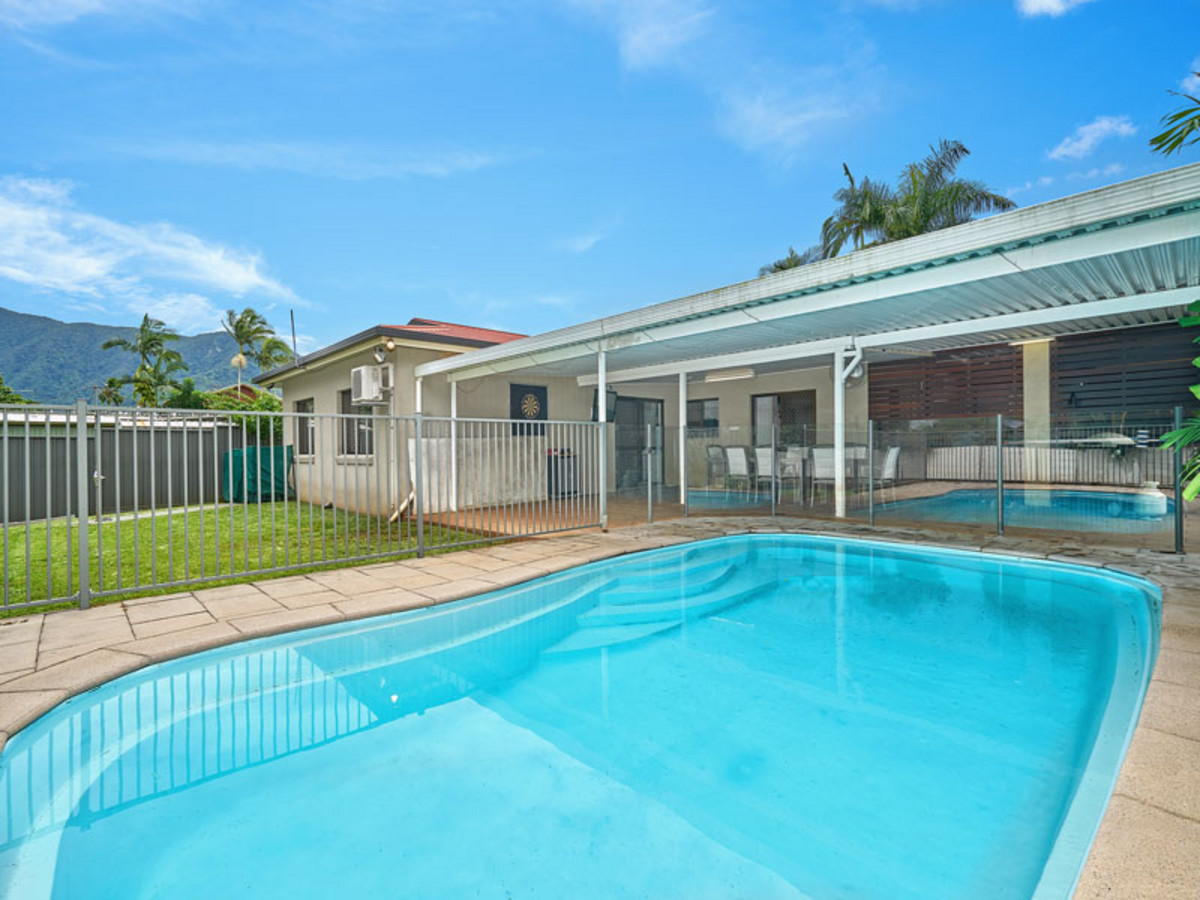 26 Adam Drive, Brinsmead, QLD 4870 AUS