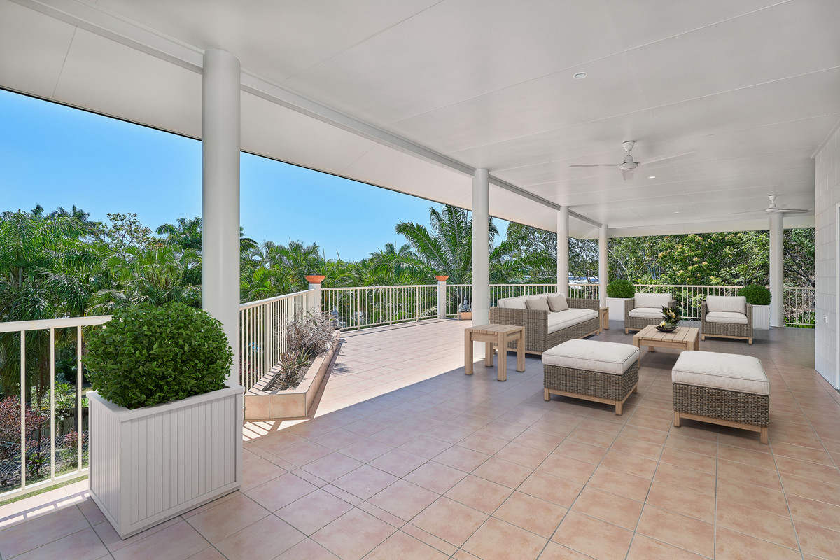 13-15 Lark Close, Clifton Beach, QLD 4879 AUS