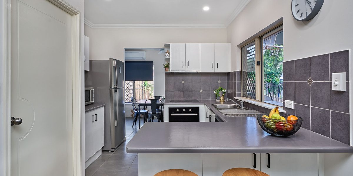 9 Bells Close, Kewarra Beach, QLD 4879 AUS