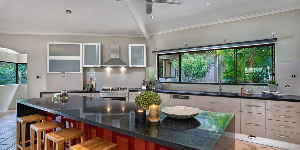 49 Latreille Terrace, Brinsmead, QLD 4870 AUS