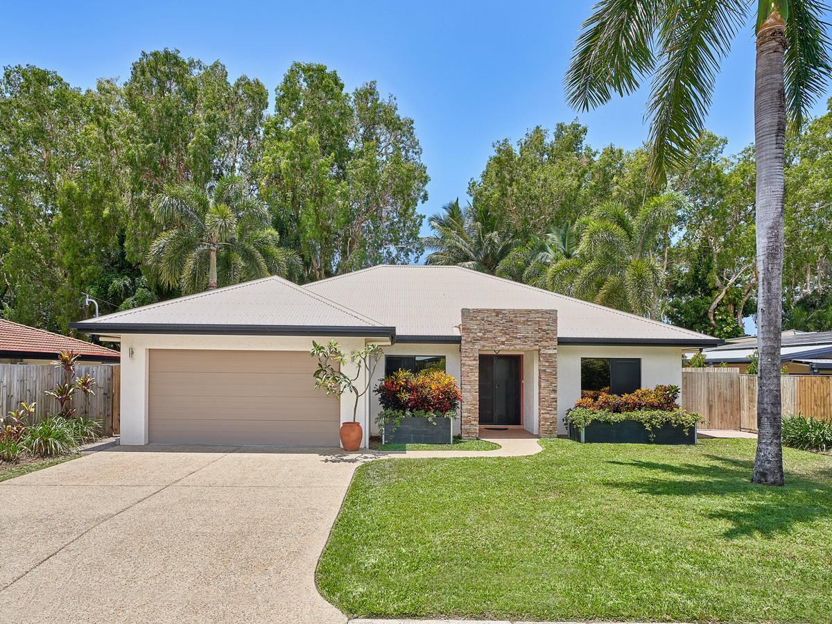 20 Batt Street, Clifton Beach, QLD 4879 AUS