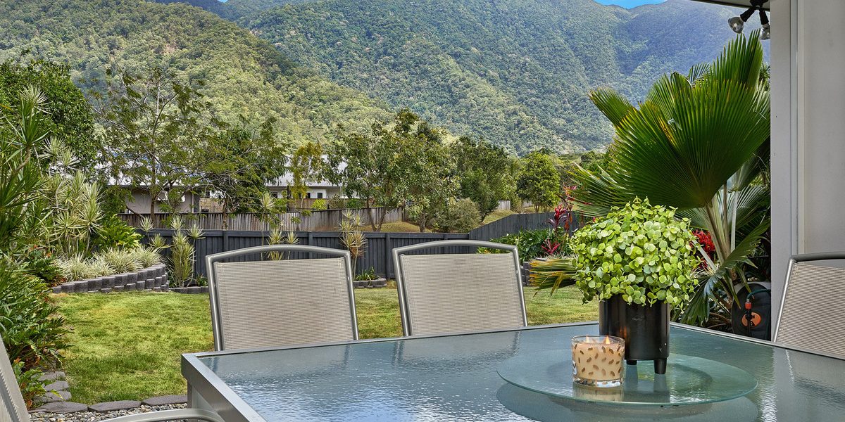 43 Mackerras Street, Redlynch, QLD 4870 AUS
