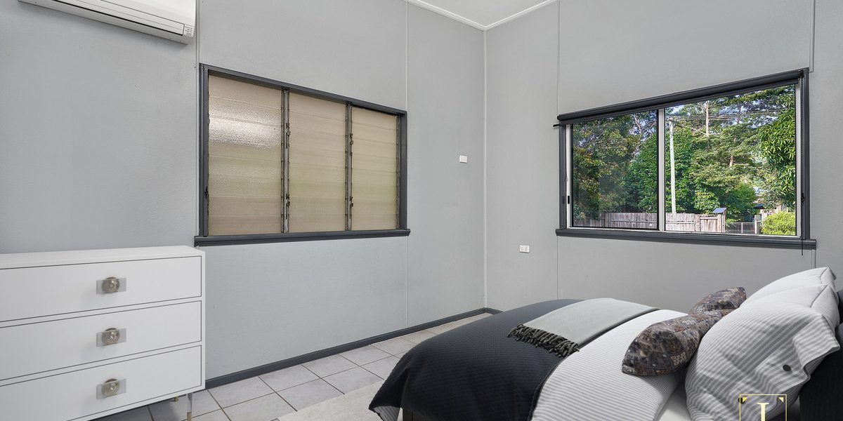 24 Crowther Street, Whitfield, QLD 4870 AUS