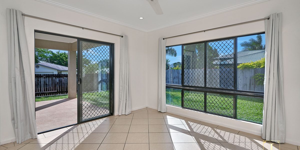 1 Celtis Close, Redlynch, QLD 4870 AUS