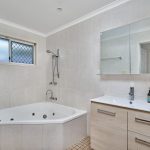 15 Beaver Street, Clifton Beach, QLD 4879 AUS