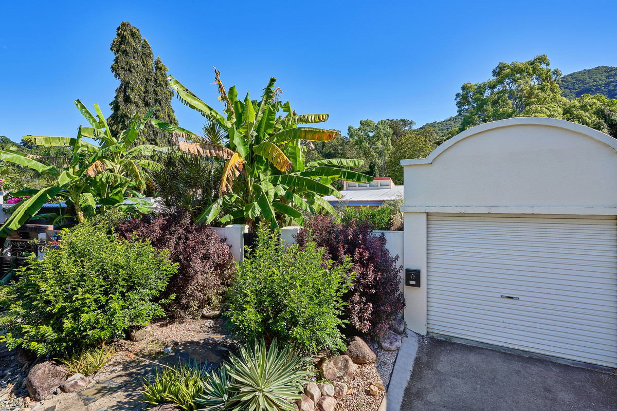 17 MacAlister Place, Smithfield, QLD 4878 AUS