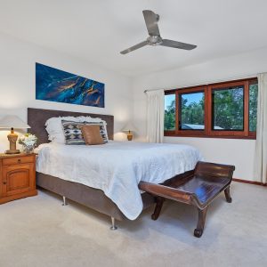 8 Lillian Road, Palm Cove, QLD 4879 AUS