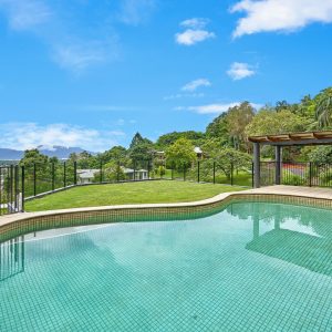 13 Panoramic Place, Whitfield, QLD 4870 AUS