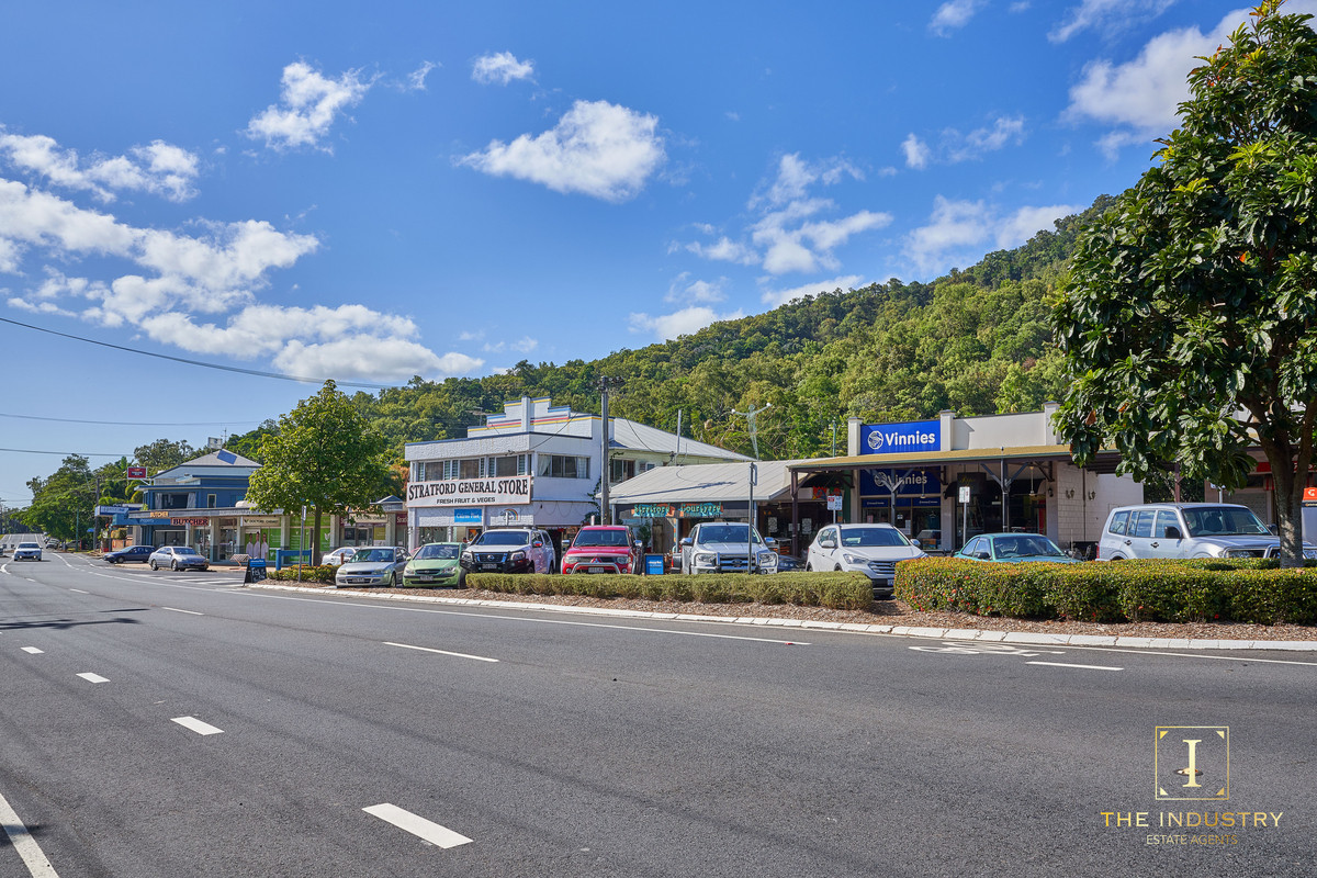8 Marett Street, Stratford, QLD 4870 AUS