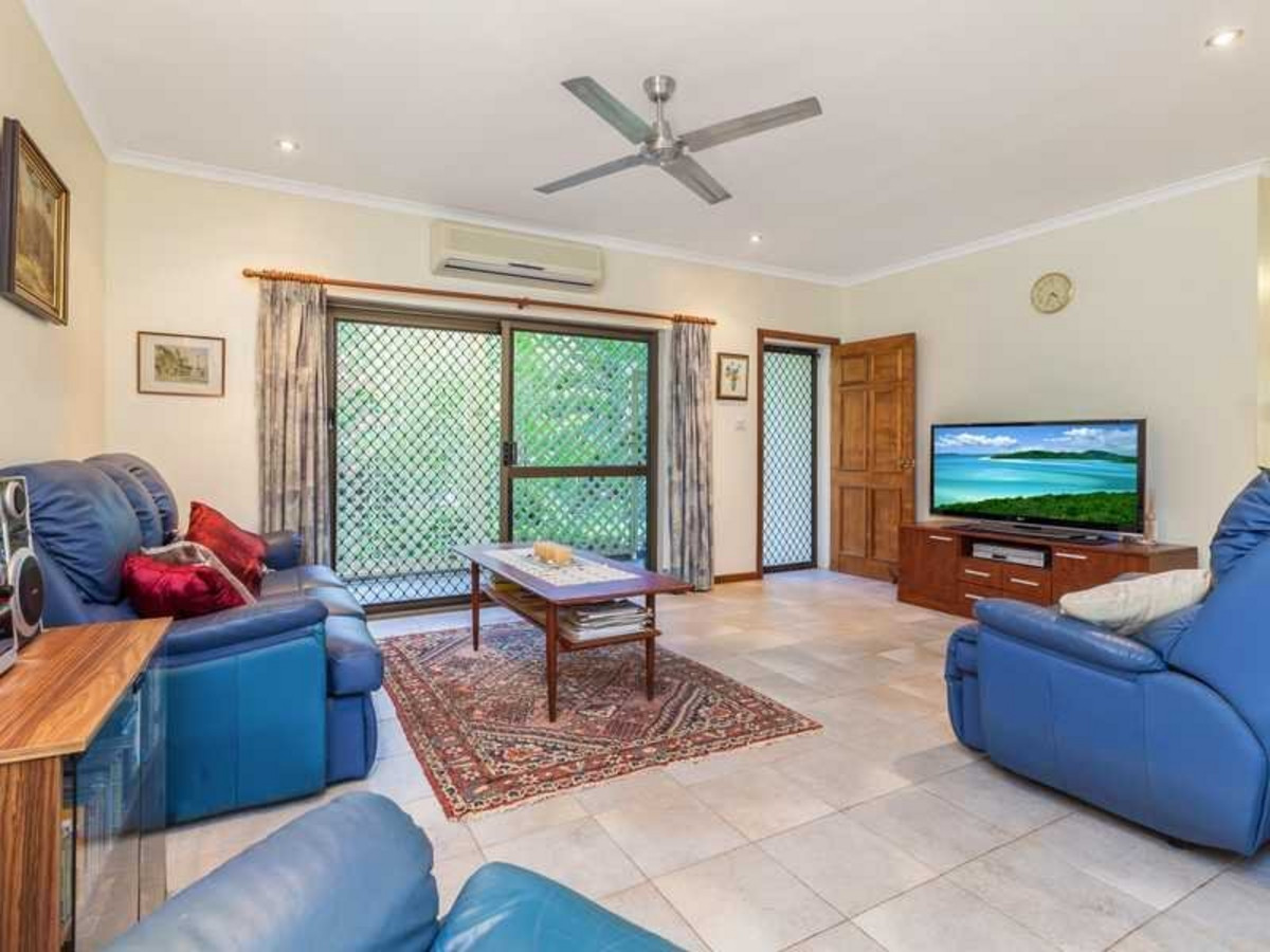 11-13 Wagtail Close, KEWARRA BEACH, QLD 4879 AUS