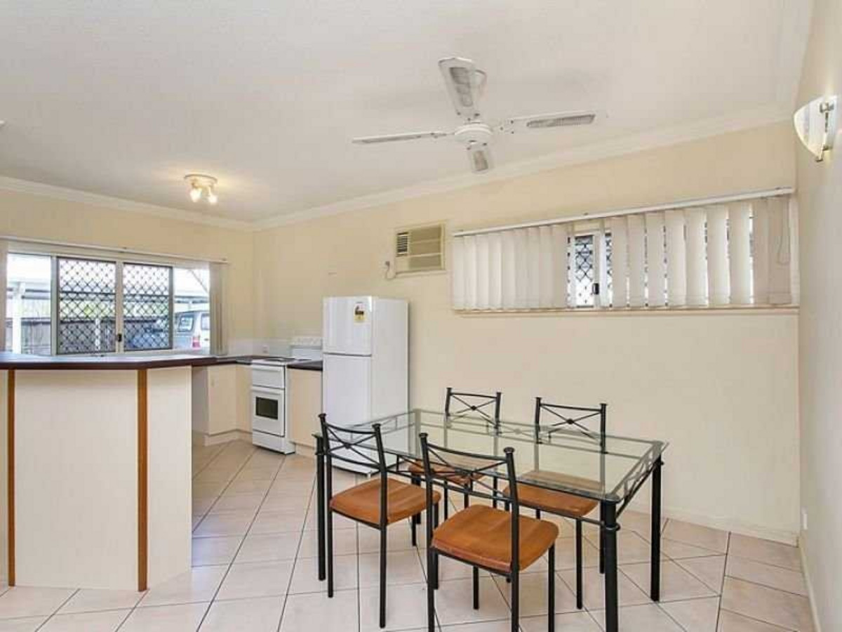 3/30 Oliva Street, PALM COVE, QLD 4879 AUS