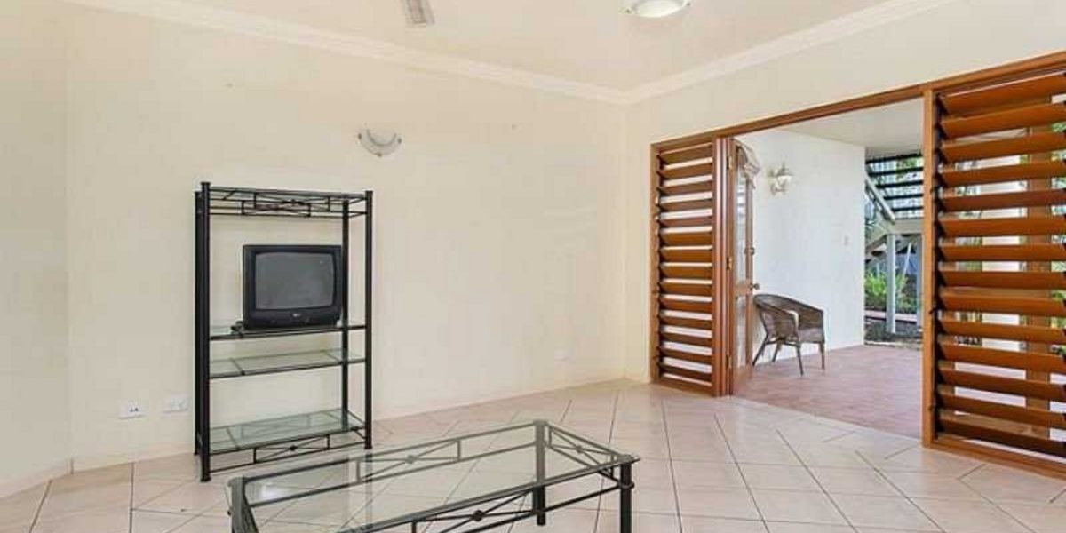 3/30 Oliva Street, PALM COVE, QLD 4879 AUS