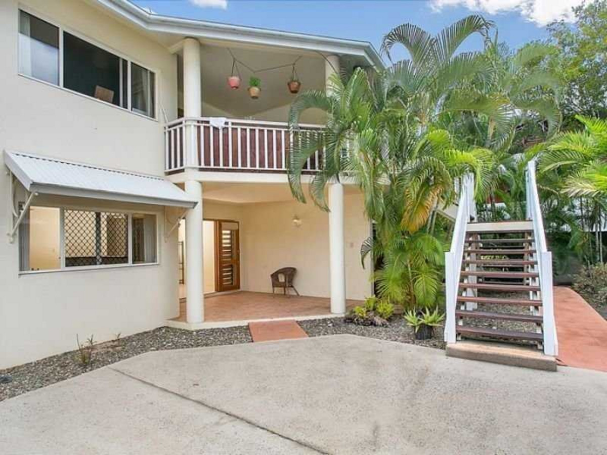 3/30 Oliva Street, PALM COVE, QLD 4879 AUS