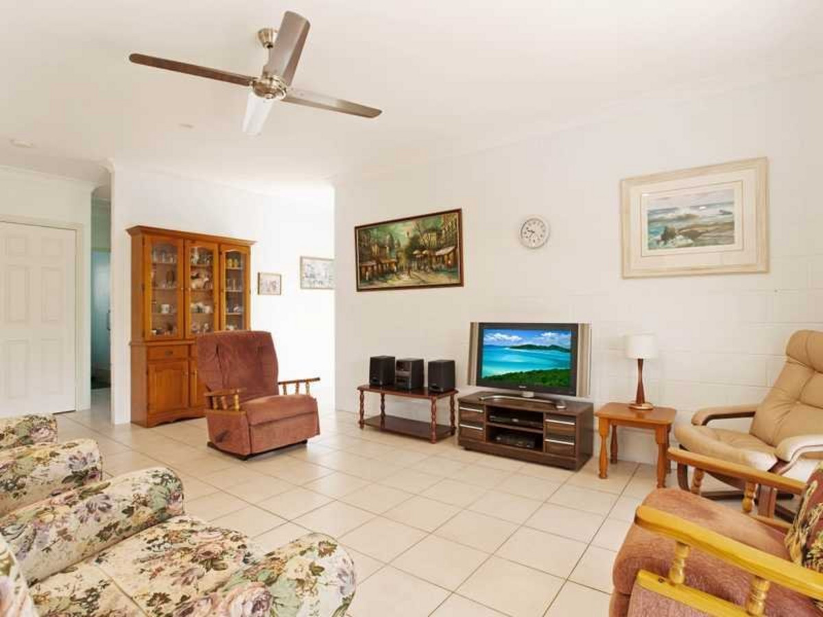 1/11 Carrum Close, KEWARRA BEACH, QLD 4879 AUS