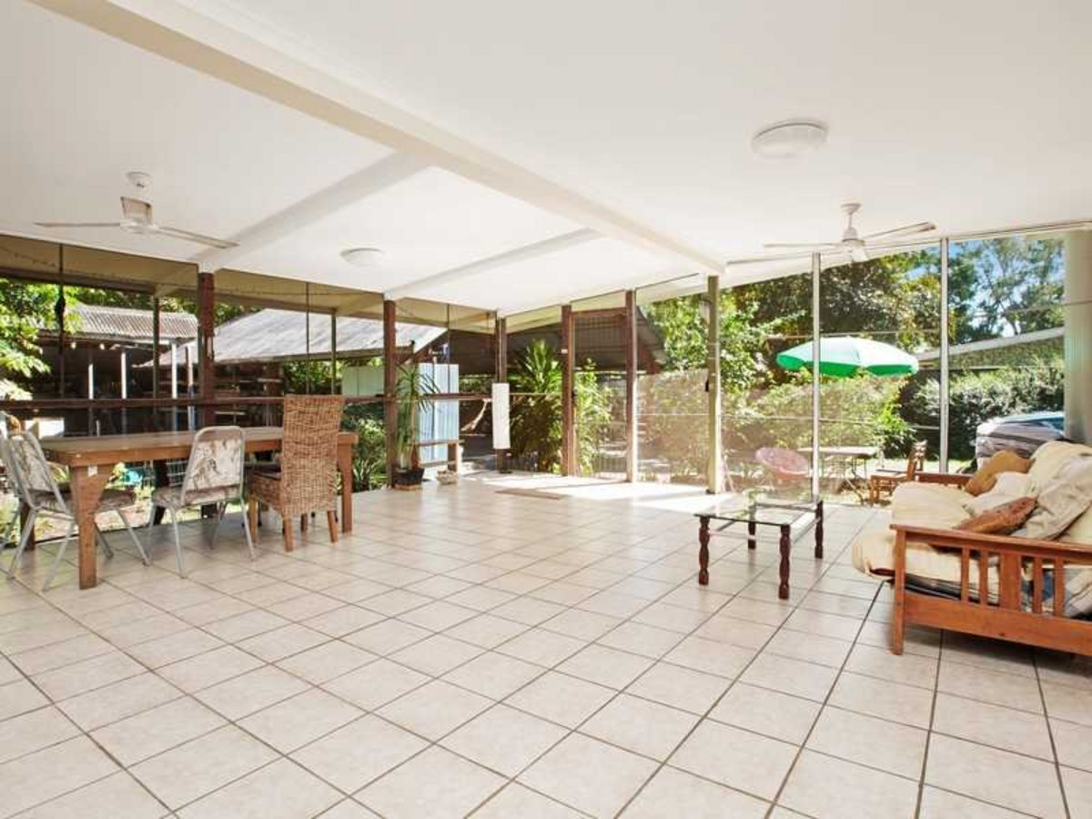 108 Machans Beach Road, MACHANS BEACH, QLD 4878 AUS