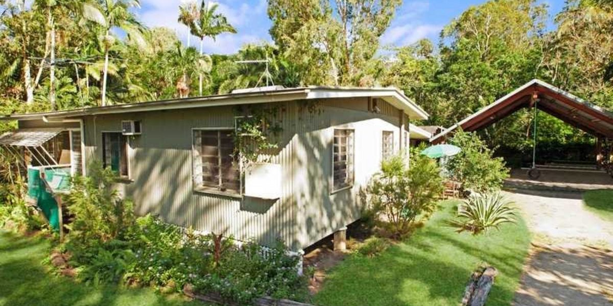 108 Machans Beach Road, MACHANS BEACH, QLD 4878 AUS