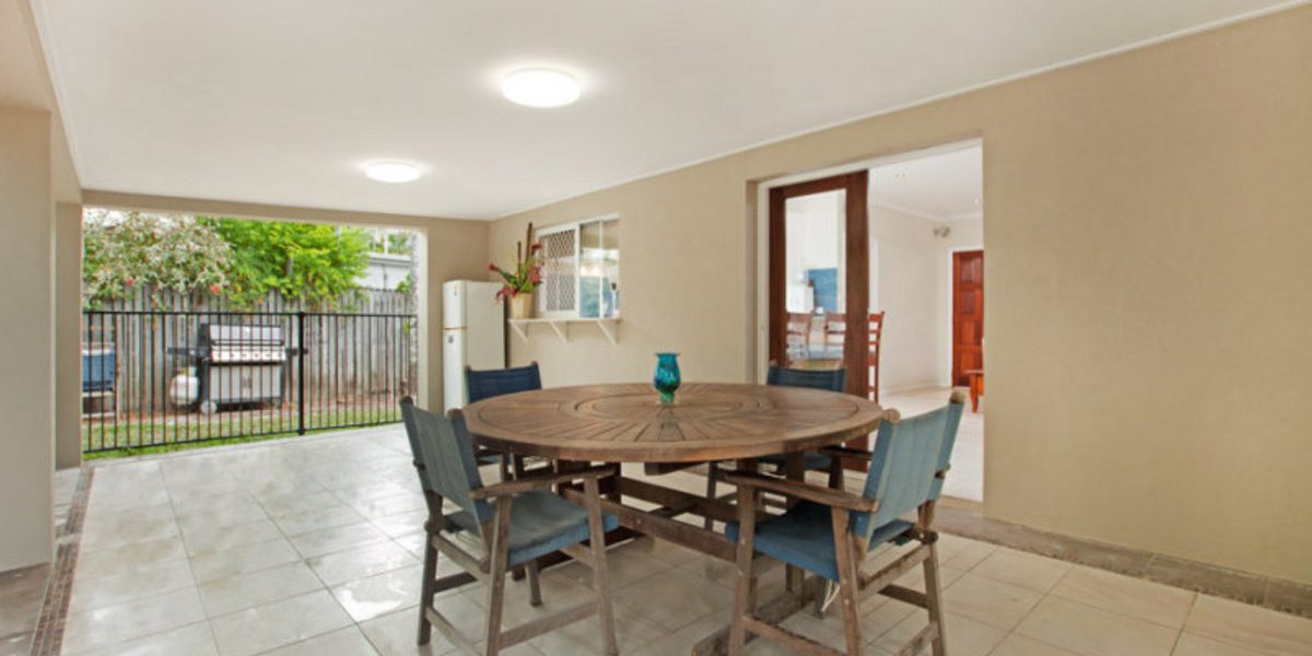 37 Portsea Crescent, KEWARRA BEACH, QLD 4879 AUS