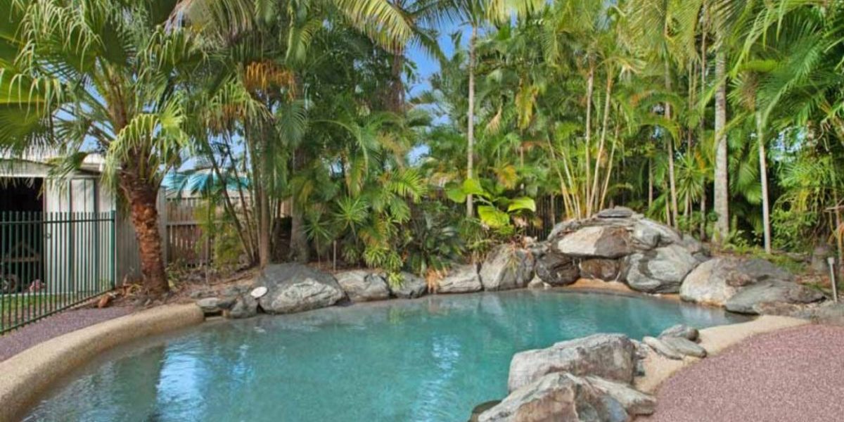 37 Portsea Crescent, KEWARRA BEACH, QLD 4879 AUS