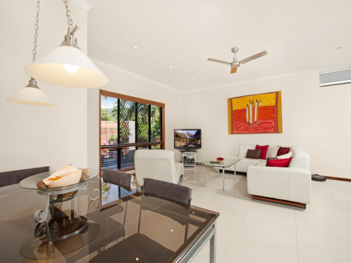 6 Manly Close, KEWARRA BEACH, QLD 4879 AUS