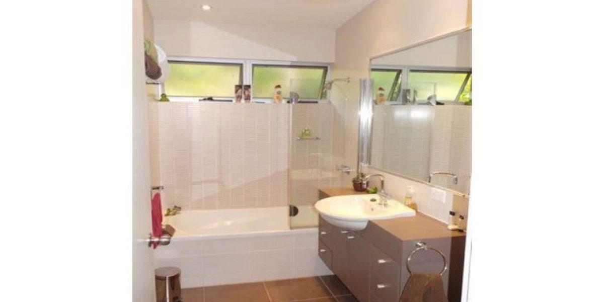 4 Heron Close, KEWARRA BEACH, QLD 4879 AUS