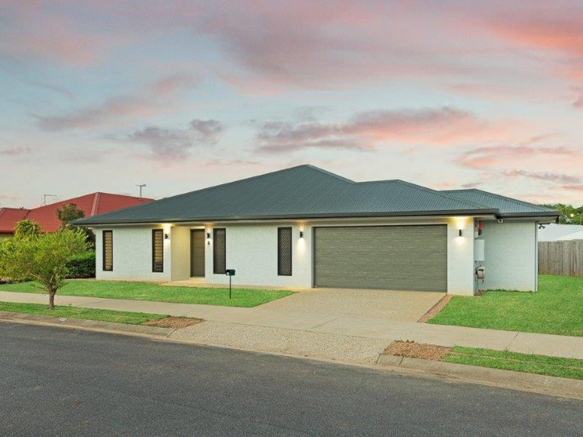 6 Hetherton Street, SMITHFIELD, QLD 4878 AUS