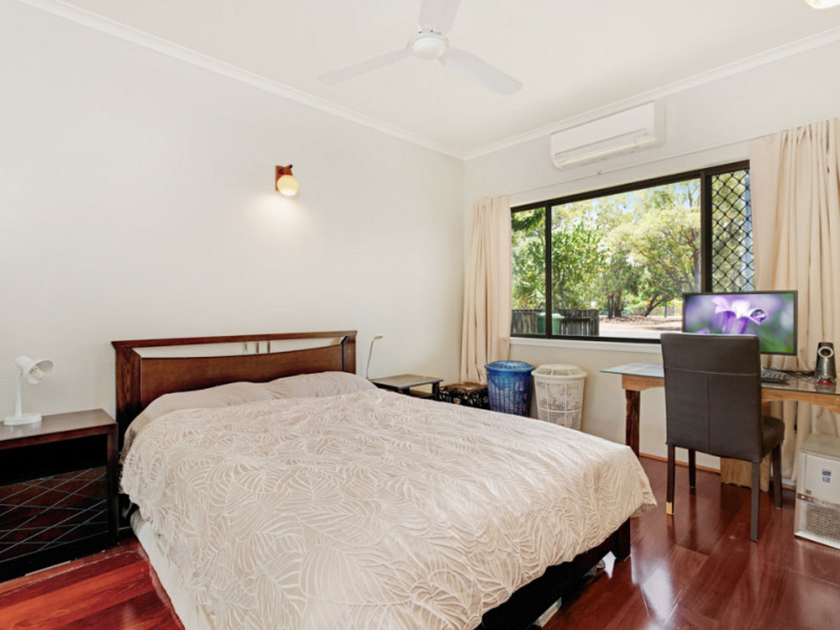 31/21-23 Poinciana Street, HOLLOWAYS BEACH, QLD 4878 AUS