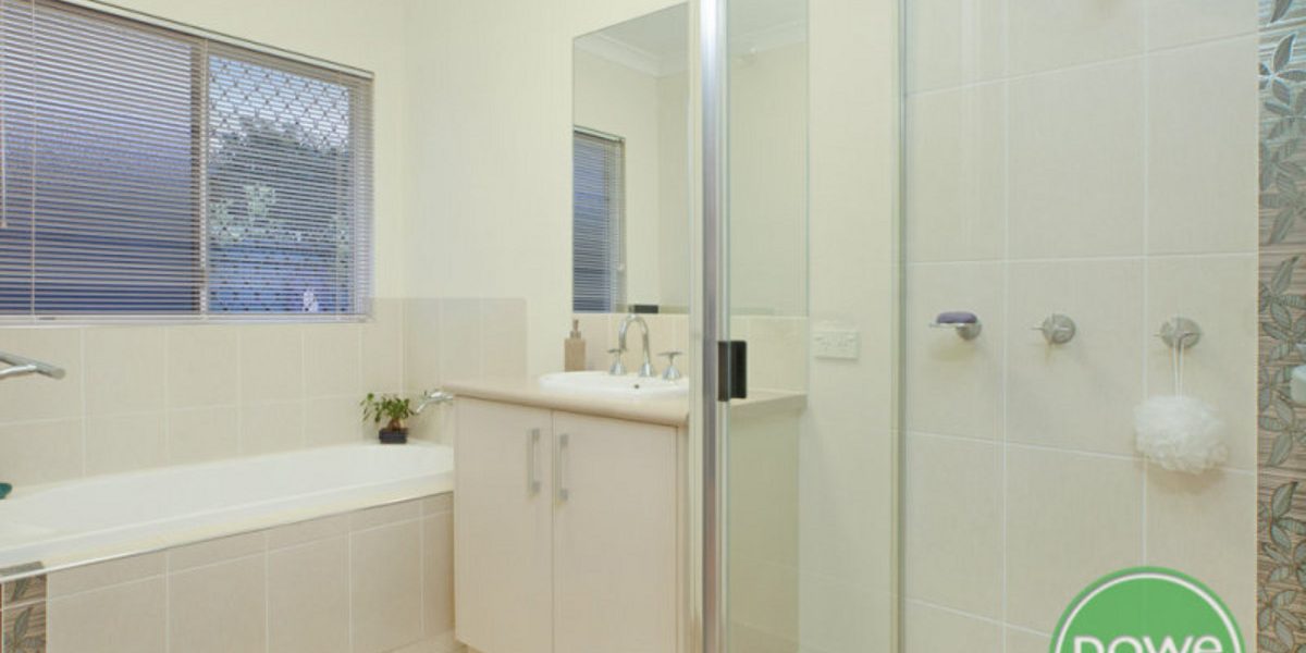13 Norwood Crescent, TRINITY PARK, QLD 4879 AUS