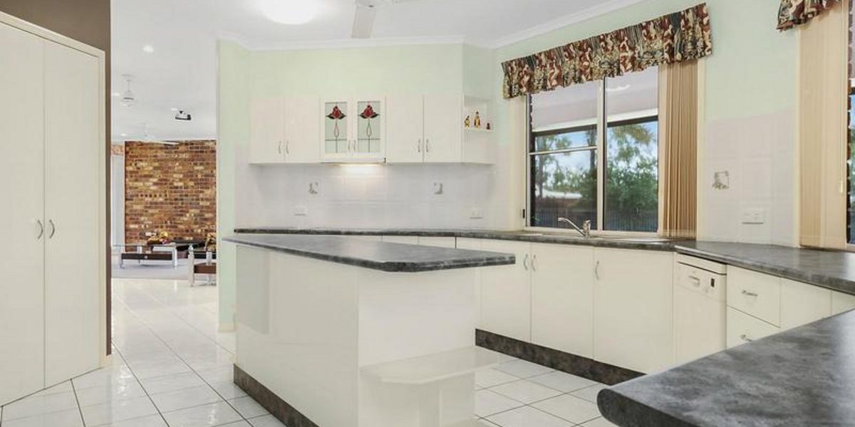 4 Collett Close, KEWARRA BEACH, QLD 4879 AUS