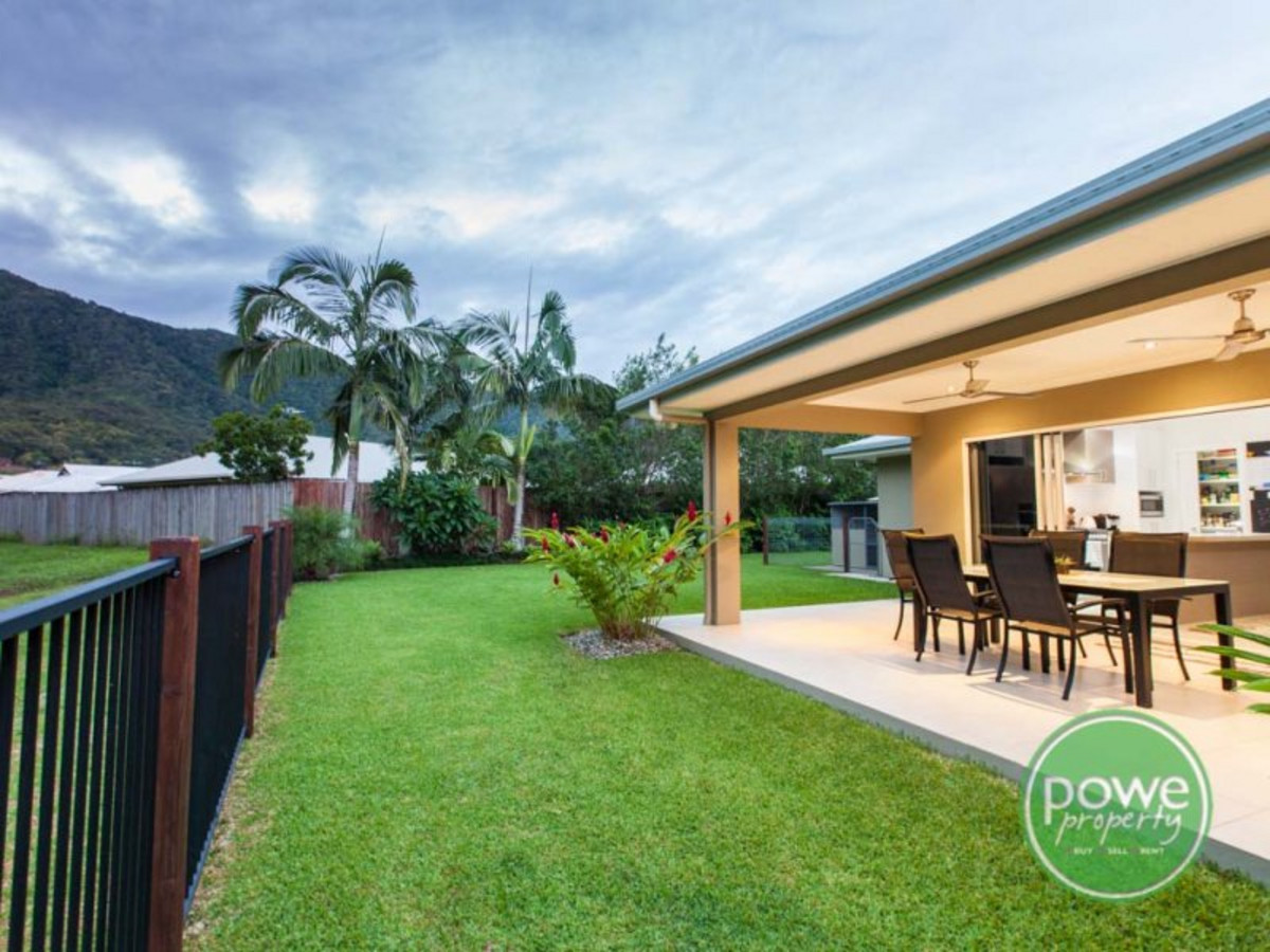 11 Charnley Avenue, BENTLEY PARK, QLD 4869 AUS